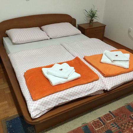 Guest House Seperic Jastrebarsko Ngoại thất bức ảnh