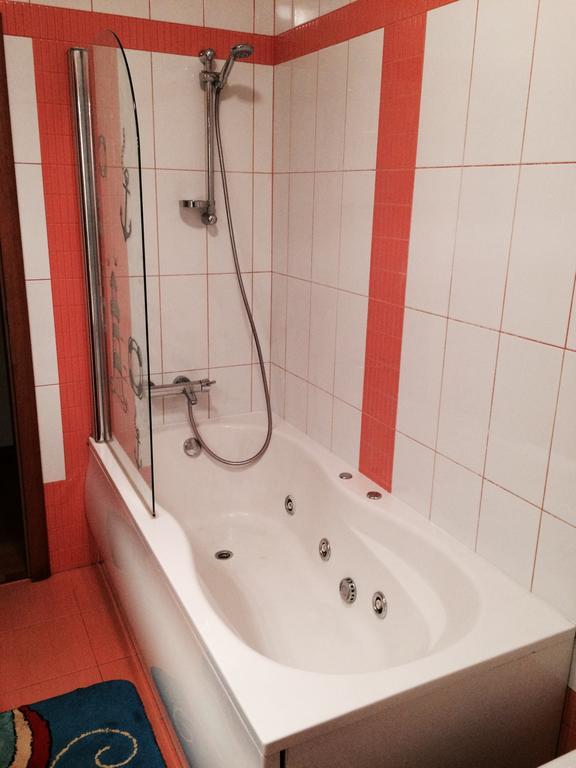 Guest House Seperic Jastrebarsko Ngoại thất bức ảnh