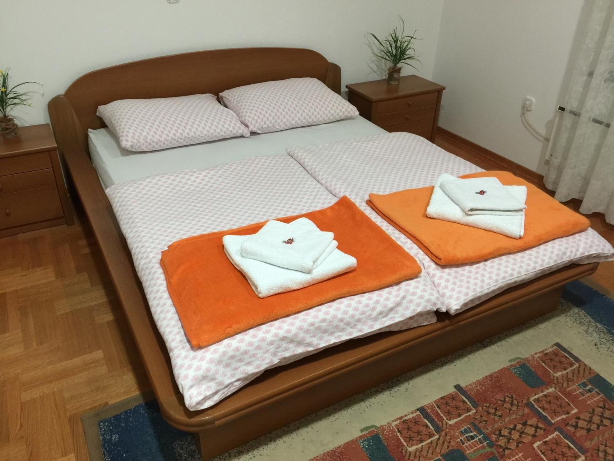 Guest House Seperic Jastrebarsko Ngoại thất bức ảnh